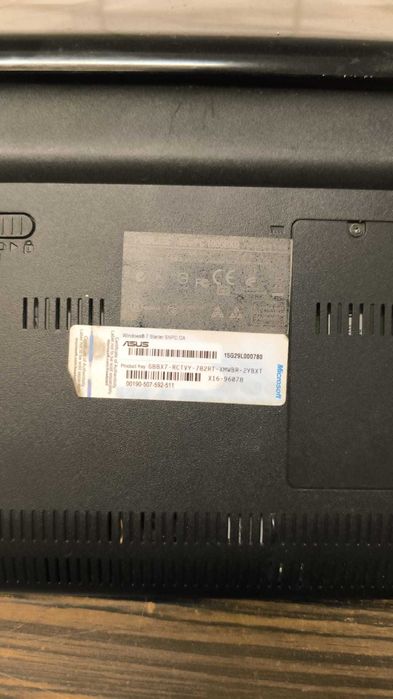 Laptopuri pentru piese