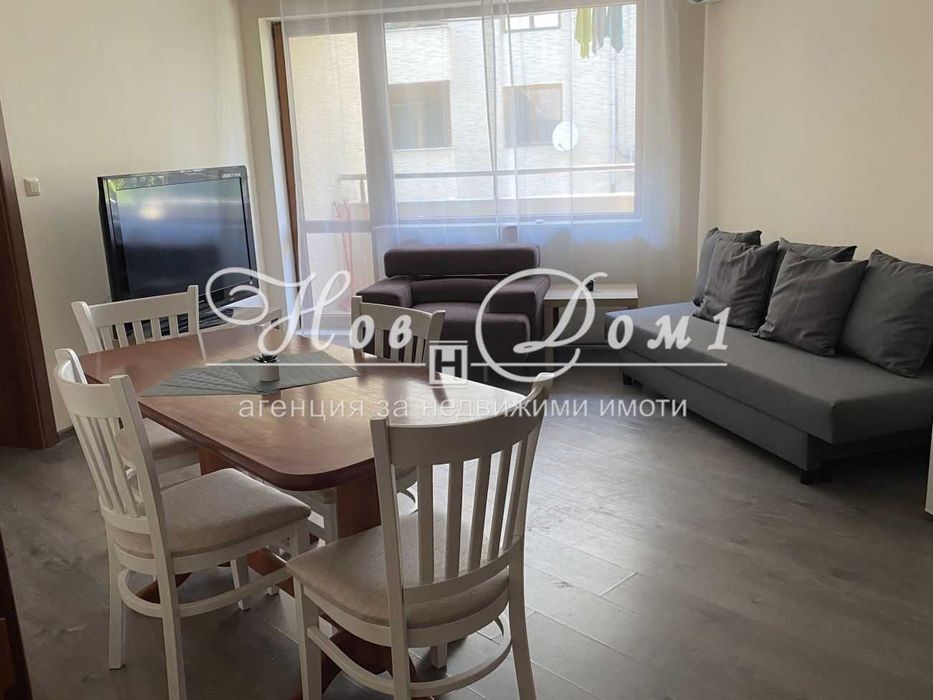 Дава се под наем Двустаен апартамент в Варна, Гръцка махала - 60 кв.м за 561 € - Снимка #1