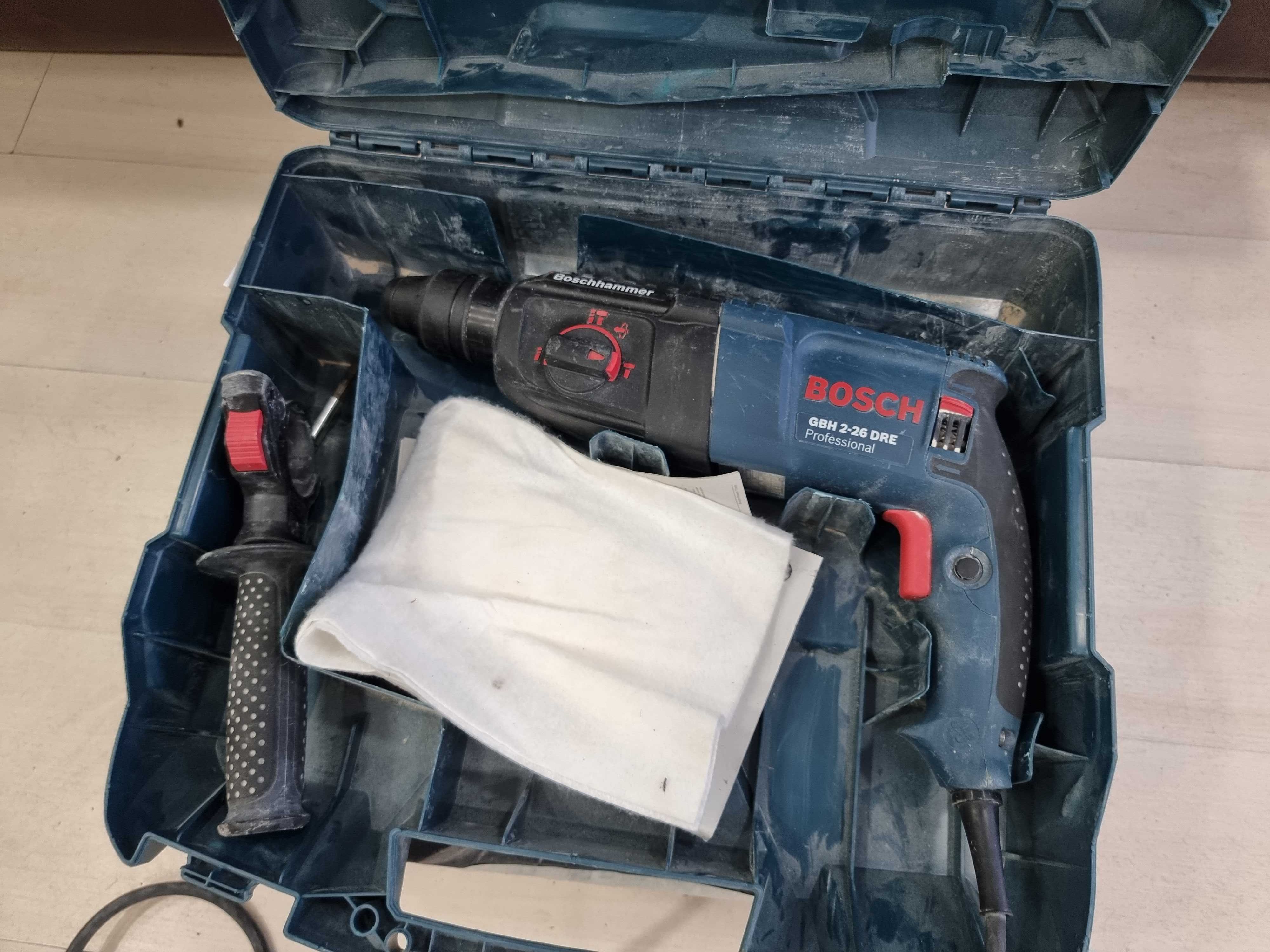 Перфоратор BOSCH GBH 2-26 DRE