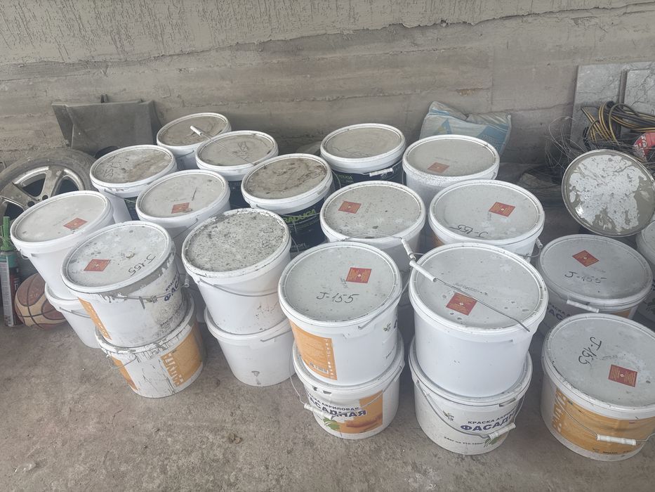 Продам декороративную краску за банку