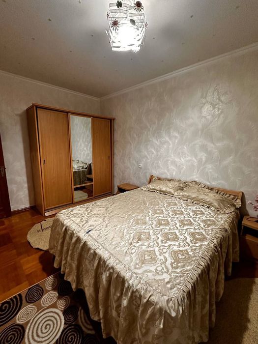 Юнусабад 13 кварталда 3 хона уй ижарага оилага берилади