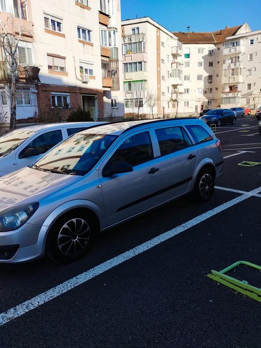 Vând urgent Astra h