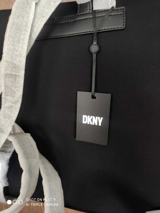 DKNY нова с етикет дамска раница чанта