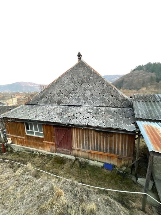 Casa de vanzare + teren