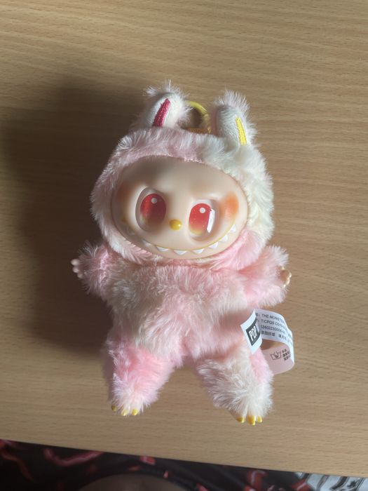 LaBuBu Big Into Energy