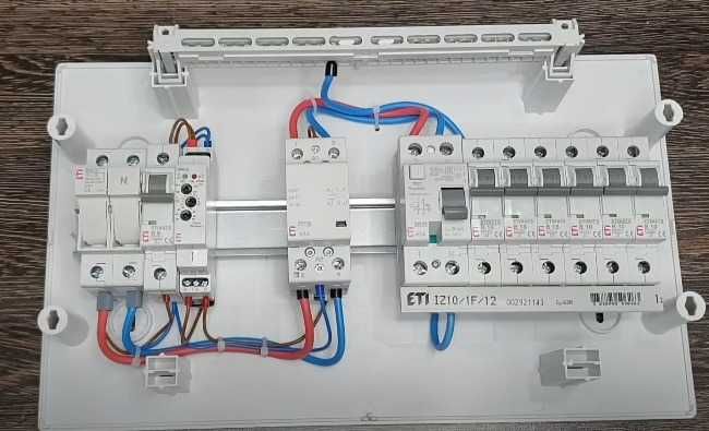 Electrician calificat de incredere - montaj, reparații, urgențe 24/7