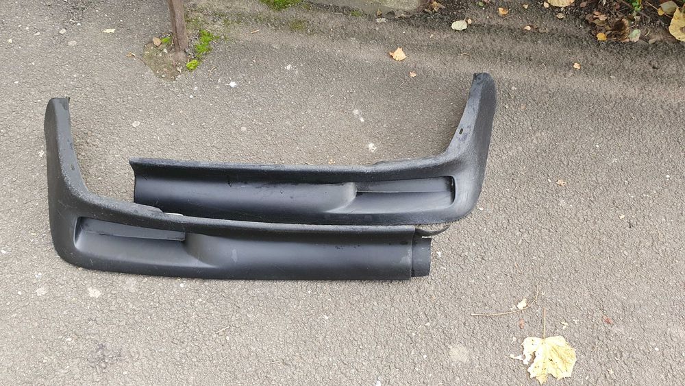 Prelungire/Lip OEM bara lata fata Golf 2/Golf 2 GTI