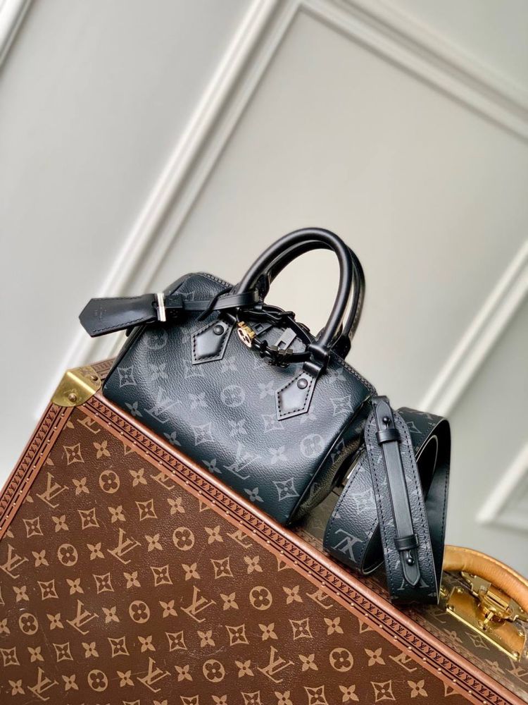 Geanta Louis Vuitton Speedy 18