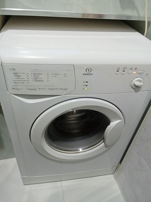 Индезит 5 кг афтамат стиральная машинка рабочая продается