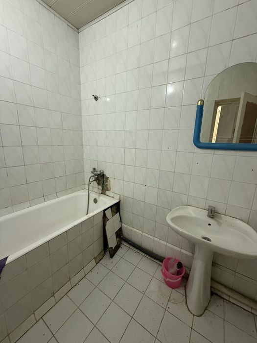 2/2/9 сотилади Юнусобод метро