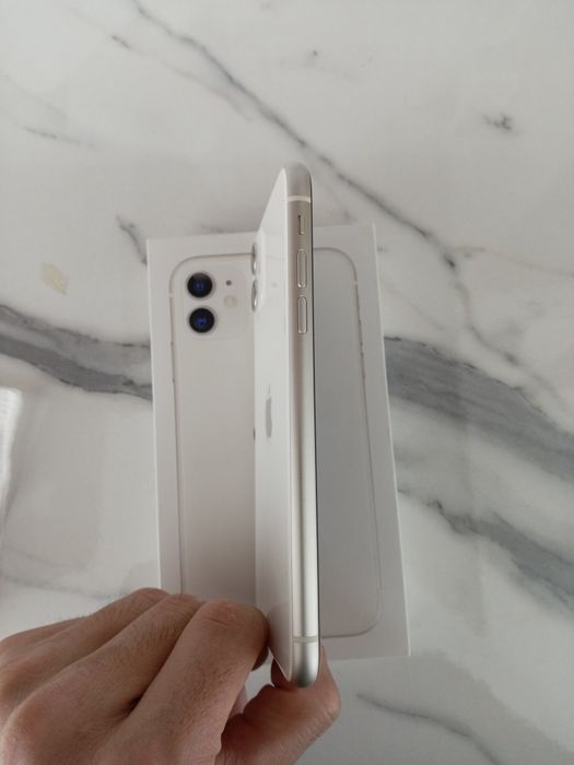 Iphone 11 sotiladi