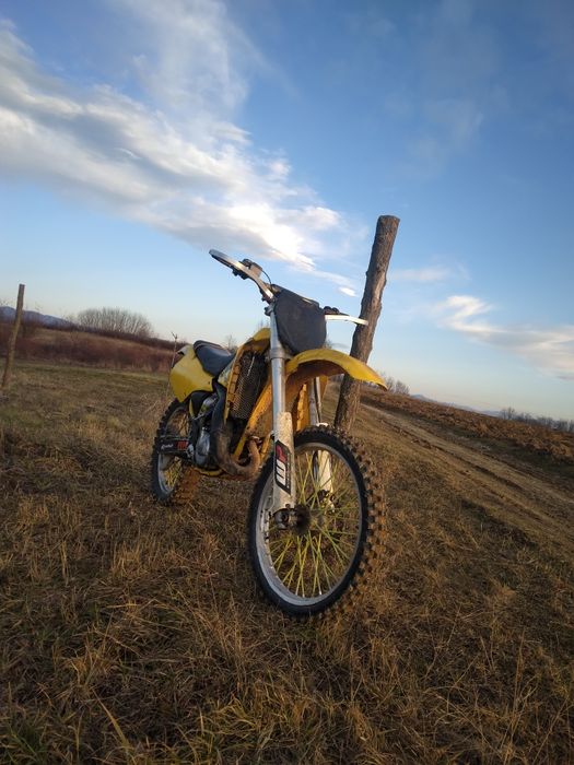 Vând/Scimb suzuki Rm 125 2t