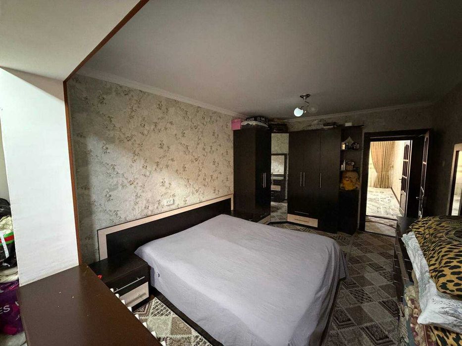 Продаётся 3х комн квартира на 2 этаже Ор-р Мафтуна бар