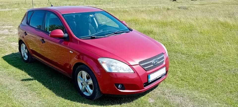 2008 Kia Ceed ED Hatchback – Fiabilă și economică