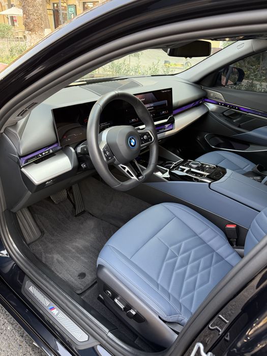 Продам BMW i5 35L пробег 2500 км