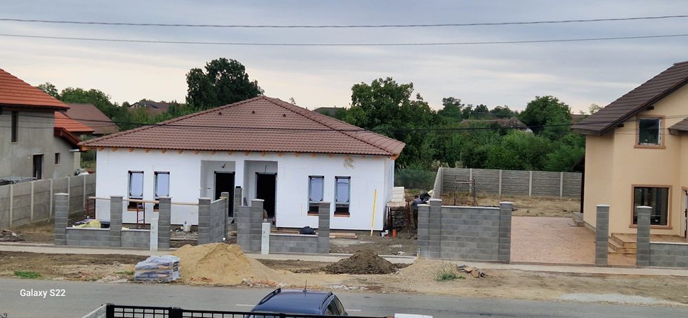 Duplex 88 mp -toate utilitățile. Sanmihaiul Român