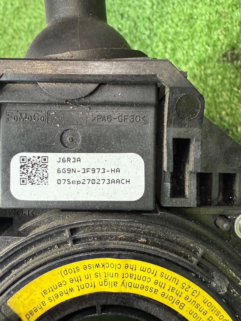 ANSAMBLU MANETE COMENZI VOLAN + SPIRĂ LAND ROVER FREELANDER 2 2.2 DIESEL 2008 COD OEM 6G9N13N064ZG 6G9N-13N064-ZG 9G9N3F973HA 9G9N-3F973-HA 6G9N-3F975-BC 6G9N-3F972-FA 2007-2011
