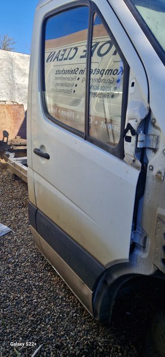 Usa fata  Aripa Capota Bara Rezervor  Mercedes Sprinter 906
