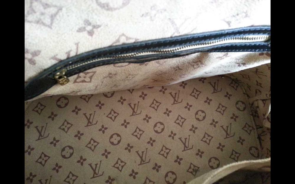 Продавам дамска чанта Louis Vuitton