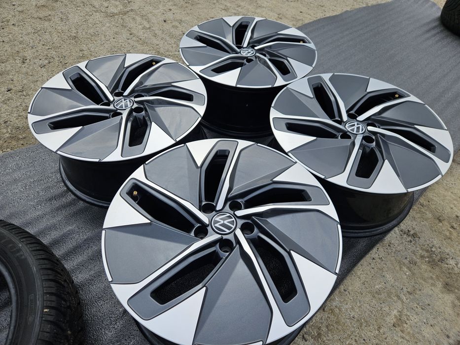 Vând jante r19 vw ID 4 ID 5 ID 6 Buzz