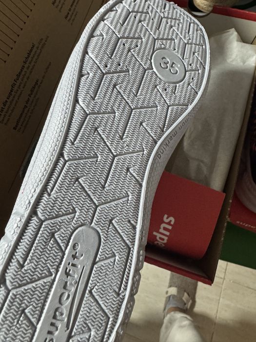 Нови пантофи SUPERFIT - 35 номер