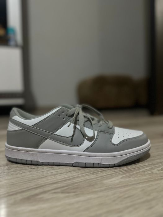 NIKE dunk low retro бяло/сиво
