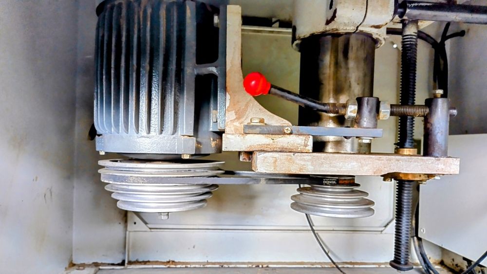 Фреза с карета 5 види обо мот 5,5 кв вис 210 мм плот 1300/900 мм