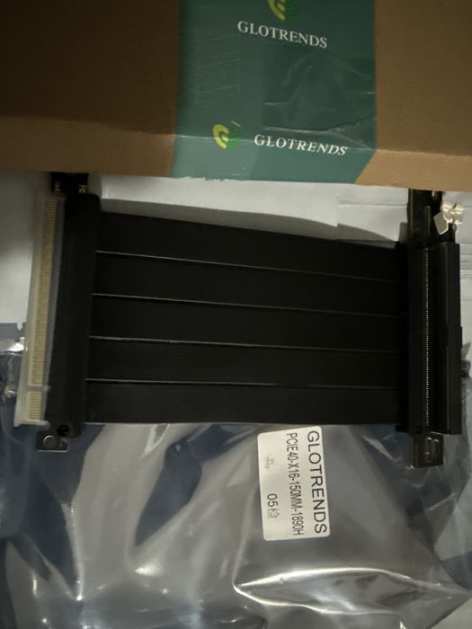 Cablu 15cm PCIe 4.0 X16 GPU Riser placa video,unghi 90 grade RX RTX