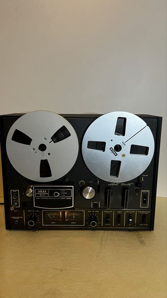 Магнетофон AKAI 4000DS MK-II