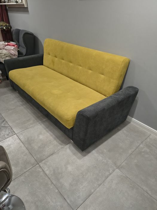 Три местен диван разтегаем