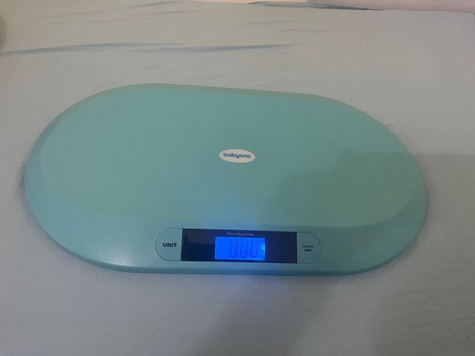 Дигитален кантар за бебета и деца Babyone