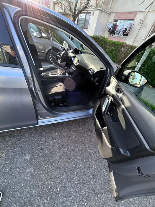 Peugeot 308 PEUGEOT 308 Active Pack Prim Propietar Romania
