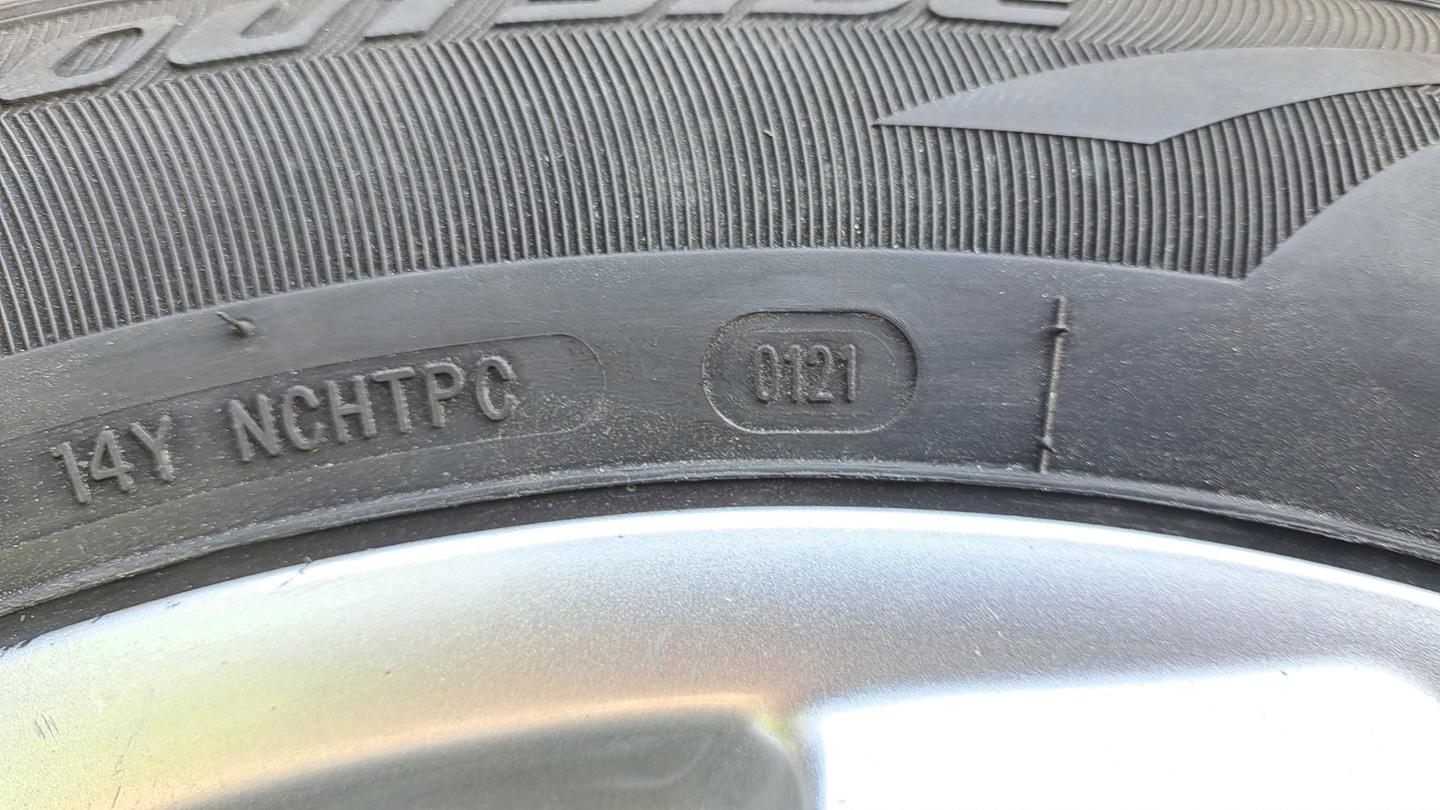 Anvelope .225/60r17