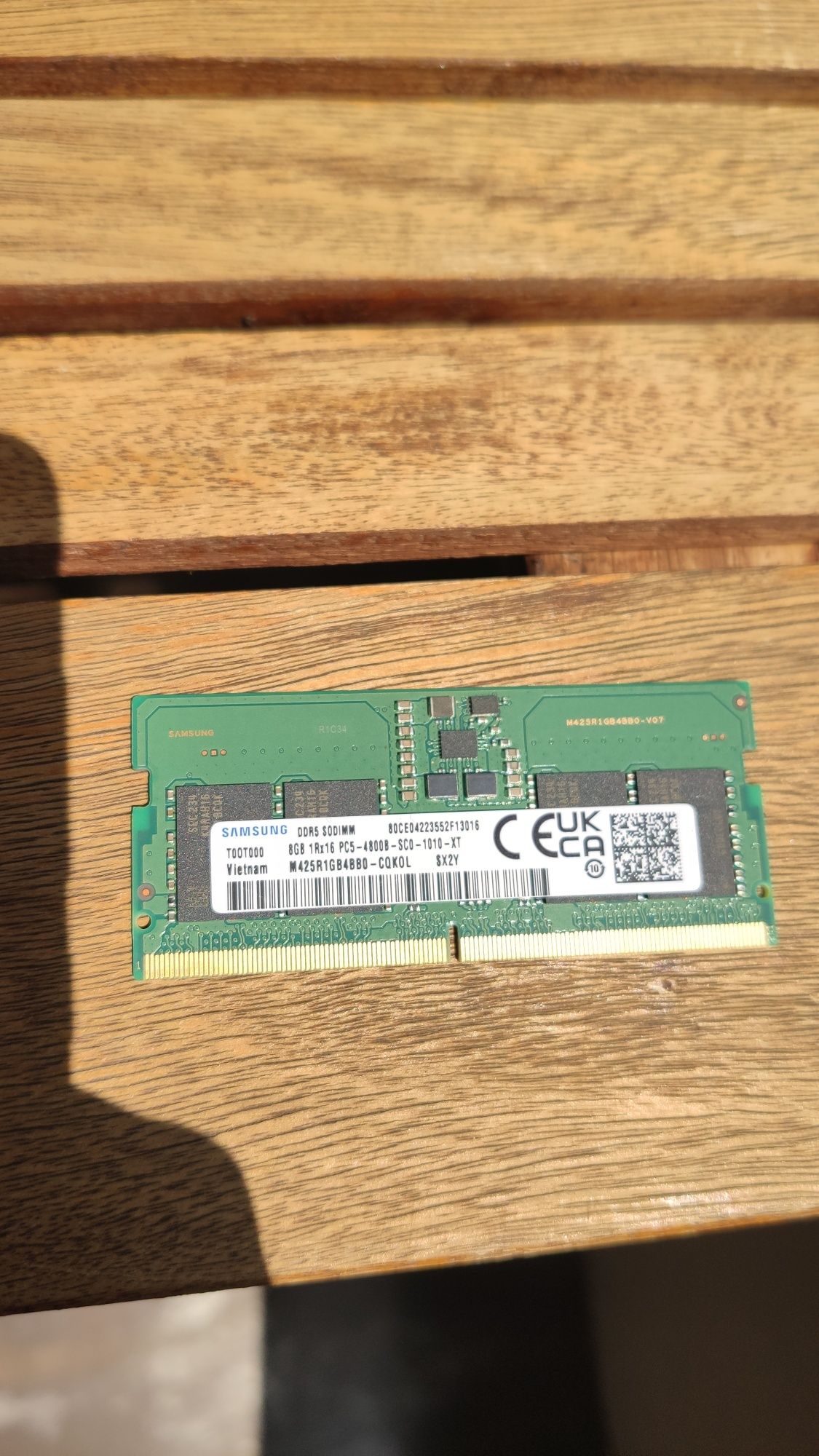 Продавам RAM Samsung DDR5 SODIMM 4800MHz 2x8GB