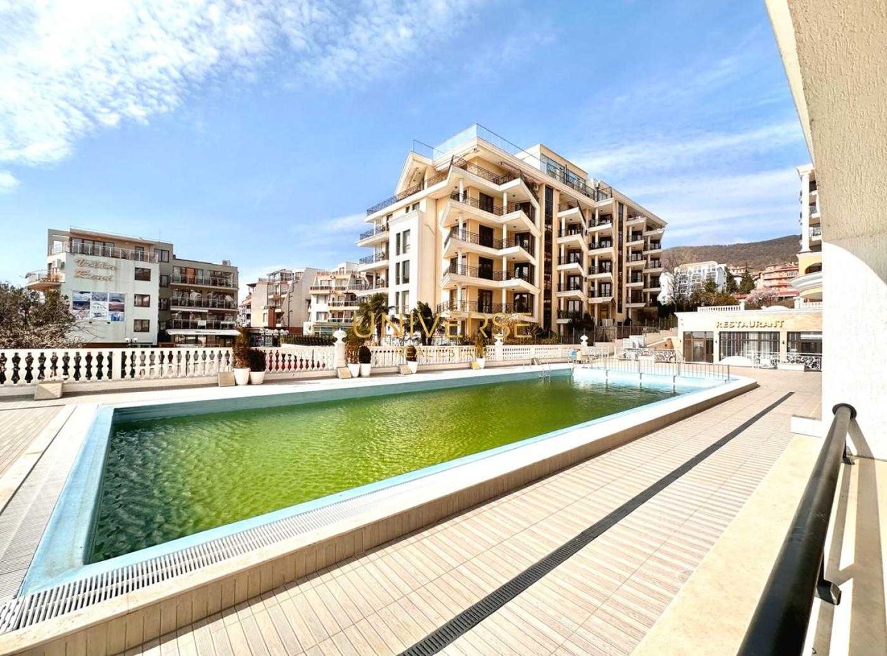 Продава се Тристаен апартамент в к.к. Слънчев бряг - 70 кв.м за 1422 €/кв.м - Снимка #10