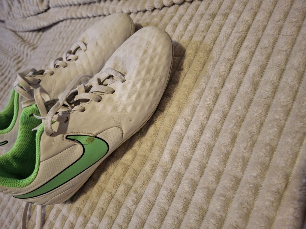 Бутонки Nike(найк) tiempo