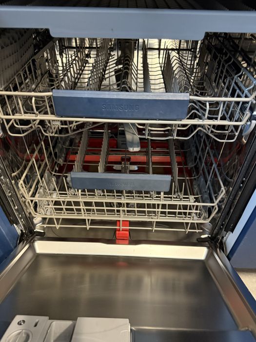 Съдомиялна samsung