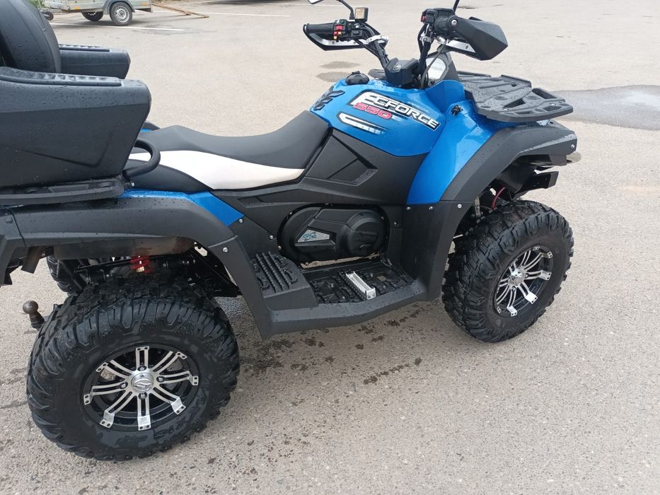 Vând atv moto 550 L