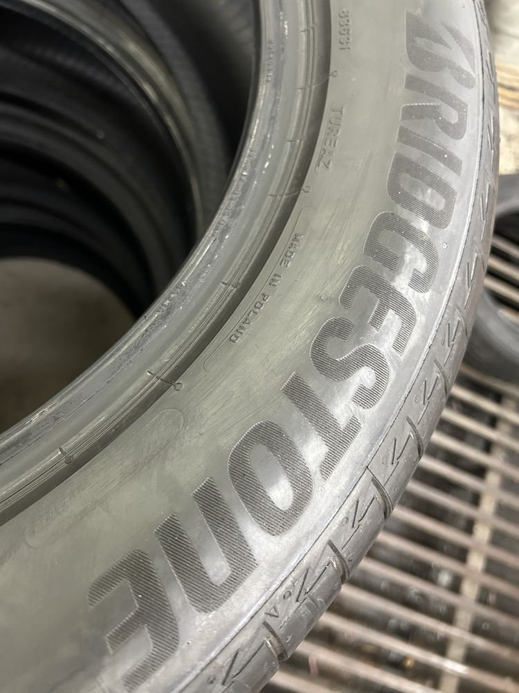 Гуми 235/55/19 и 255/50/19 Bridgestone demo dot 2123