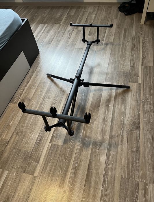 Rod pod fox 3 sau 2 posturi si senzori cu statie korum