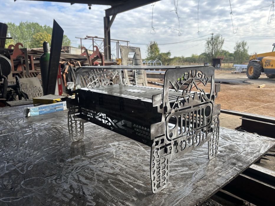 Gratar demontabil tip JEEP din tabla decupata CNC