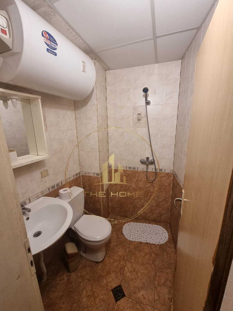 Дава се под наем Двустаен апартамент в Варна, Колхозен пазар - 45 кв.м за 290 € - Снимка #4