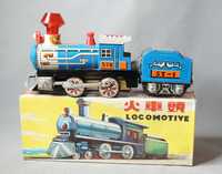 Стара Метална ламаринена играчка модел влак локомотив с кутия