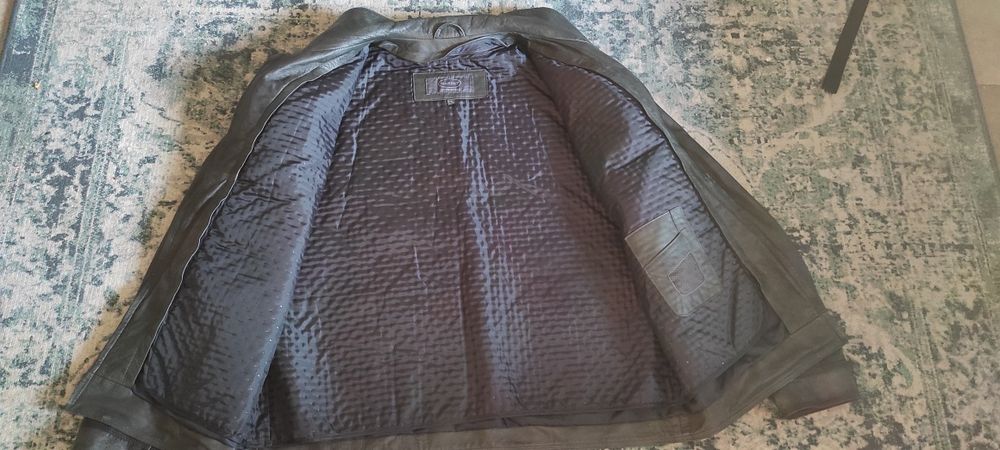 Geaca piele marimea XL