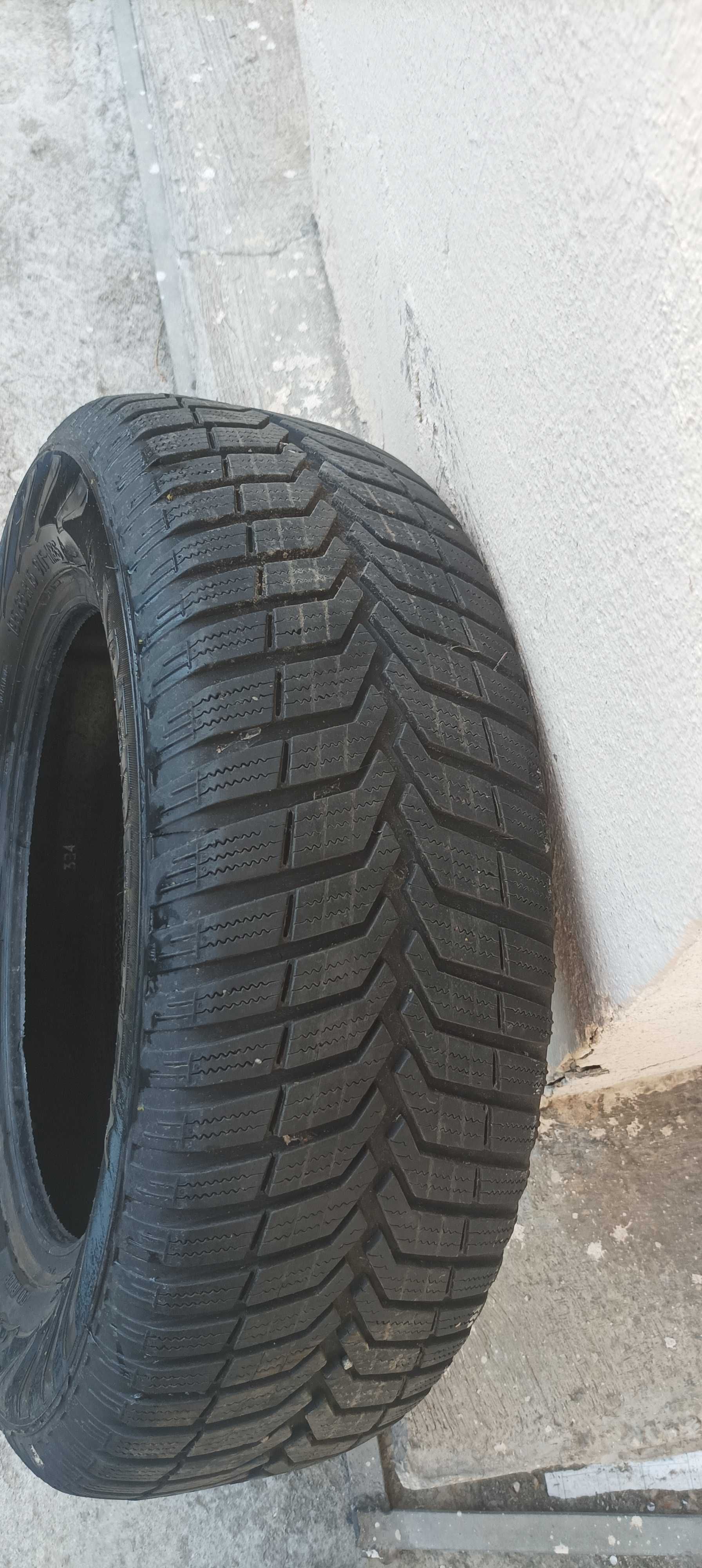 Vand 4 buc cauciucuri iarna 195 / 65 R15 91 T