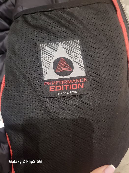 Момчешки якета 2 бр.