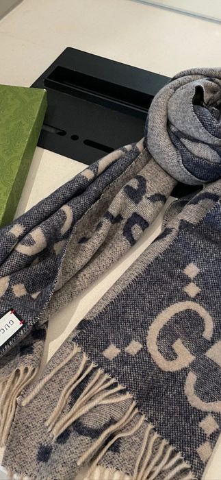 Eșarfă-fular Gucci model 2026, 2 modele