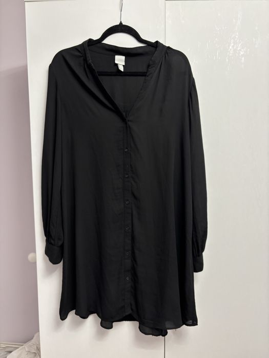 Различни видове дамски ризи.