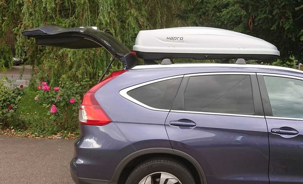 Inchiriez cutie portbagaj auto si bare transversale Thule /Hapro