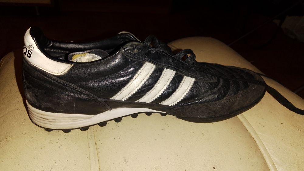 Оригинални Adidas mundial team стоножки